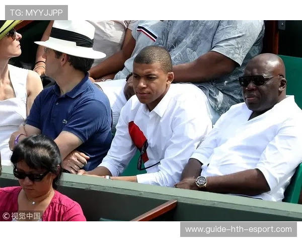 姆巴佩私下喜好收藏运动鞋,被网友扒出稀有款